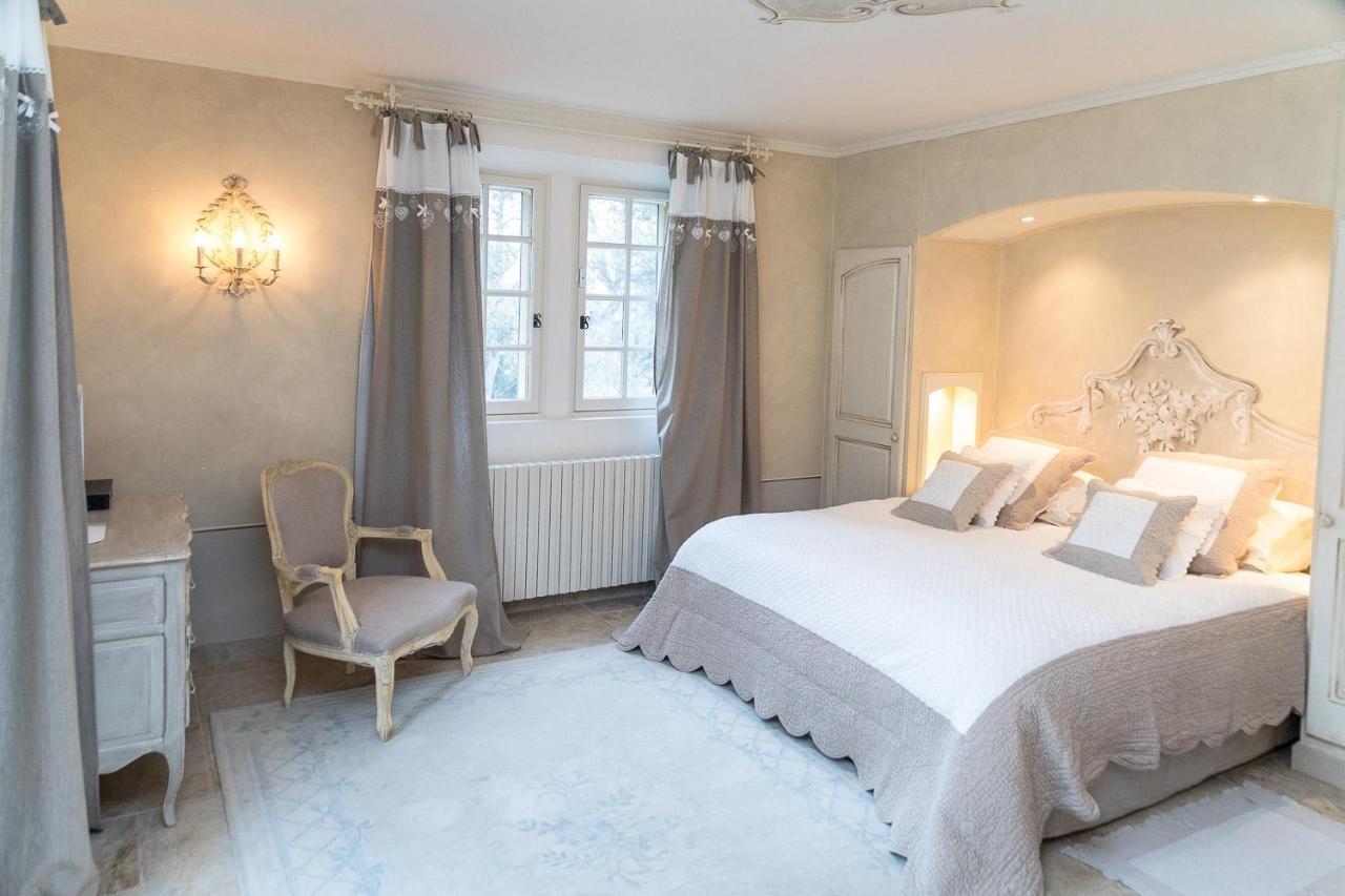 Domaine De La Tourelle Orgon Екстер'єр фото